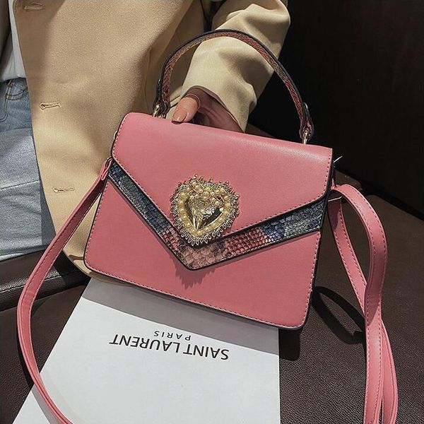 wholesale women handbag sweet beads womens shoulder bag personalized hardware decoration contrast fashion handbags elegant serpentine leathe, Black;red
wholesale women handbag sweet beads womens shoulder bag personalized hardware decoration contrast fashion handbags elegant serpentine leathe, Black;red