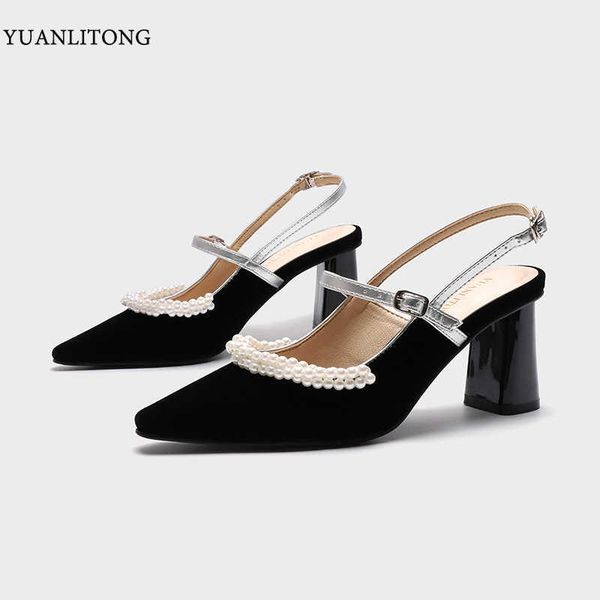 style baotou sandals in summer of 2021 thick heeled korean veet pearl small square head high shallow mouth women's sho, Black
style baotou sandals in summer of 2021 thick heeled korean veet pearl small square head high shallow mouth women's sho, Black