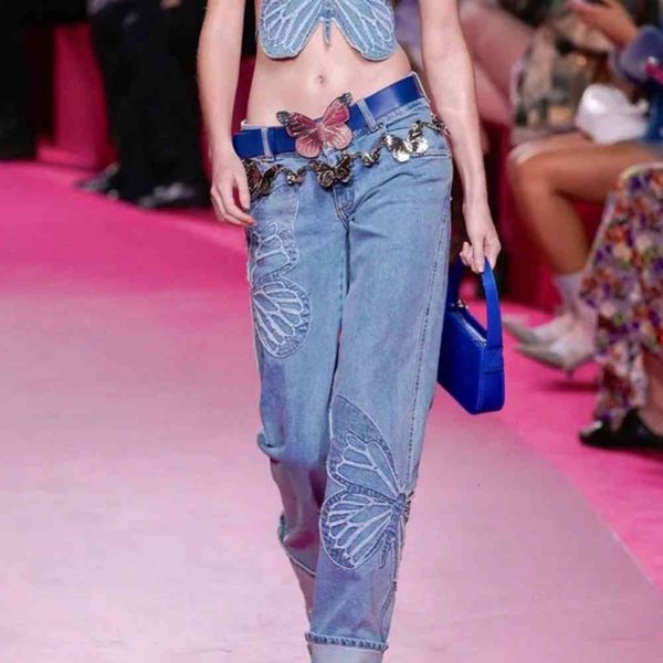 european and american fashion personality flame drilling draft blue herbs right pipes jean women girl laying jeans
european and american fashion personality flame drilling draft blue herbs right pipes jean women girl laying jeans