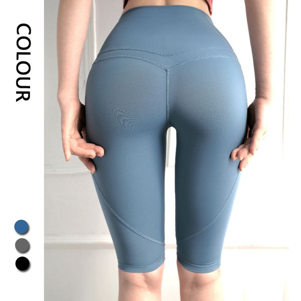 luxury women's tracksuits yoga cloth 5-point yoga pant's naked high waist sports tights peach hip fitns pants, Gray
luxury women's tracksuits yoga cloth 5-point yoga pant's naked high waist sports tights peach hip fitns pants, Gray