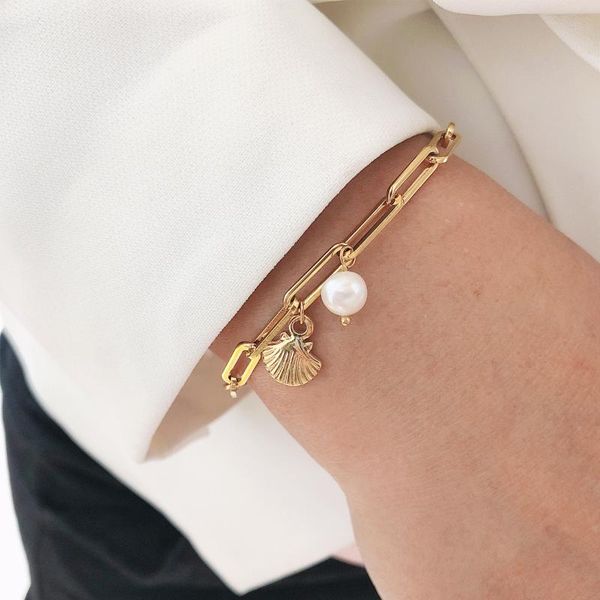 charm bracelets imitate pearl shell bracelet geometric paper clip stainless steel for woman girl adjustable chain wrist jewelry, Golden;silver
charm bracelets imitate pearl shell bracelet geometric paper clip stainless steel for woman girl adjustable chain wrist jewelry, Golden;silver