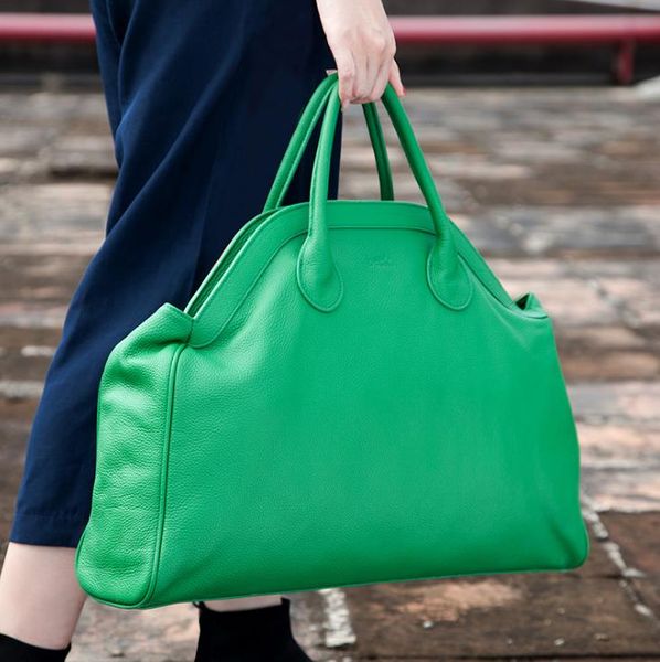 cross body original handbag big-brand leather women's bag fashionable first layer cowhide high-end
cross body original handbag big-brand leather women's bag fashionable first layer cowhide high-end