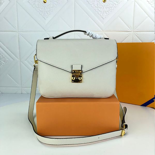 women shoulder bags leather fashion luxurys designers womens handbag messenger crossbody bag wallet
women shoulder bags leather fashion luxurys designers womens handbag messenger crossbody bag wallet
