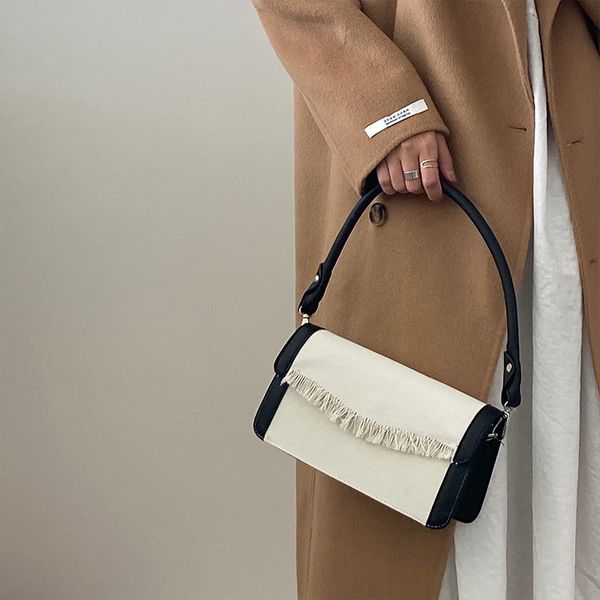 retro women small square shoulder crossbody bags simple tassel ladies baguette purse handbags fashion female canvas underarm bag
retro women small square shoulder crossbody bags simple tassel ladies baguette purse handbags fashion female canvas underarm bag