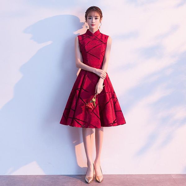 burgundy women bride wedding toast qipao a-line dresses mid-length skirt elegant slim chinese dress sleeveless banquet gown ethnic clothing, Red
burgundy women bride wedding toast qipao a-line dresses mid-length skirt elegant slim chinese dress sleeveless banquet gown ethnic clothing, Red