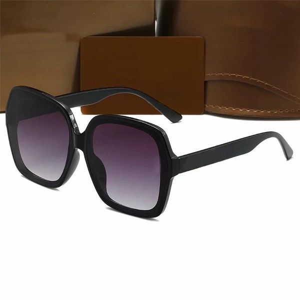 classic metal style designer 0610 sunglasses for men and women with decorative wireframe neutral glasses, White;black
classic metal style designer 0610 sunglasses for men and women with decorative wireframe neutral glasses, White;black