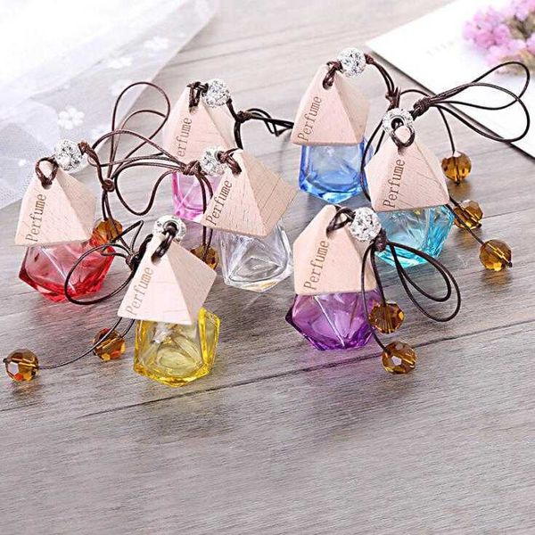 car perfume bottle with wood cap hanging rearview ornament air freshener for essential oils diffuser refillable empty glass bott
car perfume bottle with wood cap hanging rearview ornament air freshener for essential oils diffuser refillable empty glass bott