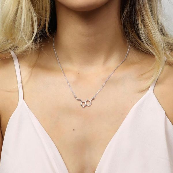 pendant necklaces 2021 gold color necklace for women trendy honeycomb hollow ladies clavicle sweater chain jewelry, Silver
pendant necklaces 2021 gold color necklace for women trendy honeycomb hollow ladies clavicle sweater chain jewelry, Silver