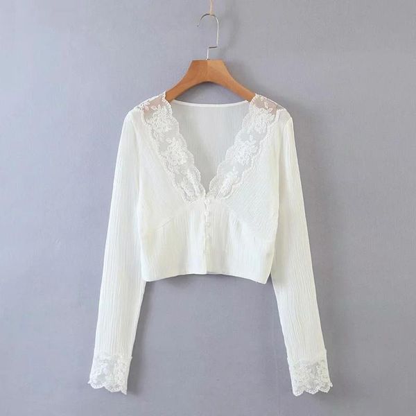women's blouses & shirts summer chic lady flower lace collar v-neck patchwork white short blouse 2021 women elegant long sleeve femme
women's blouses & shirts summer chic lady flower lace collar v-neck patchwork white short blouse 2021 women elegant long sleeve femme