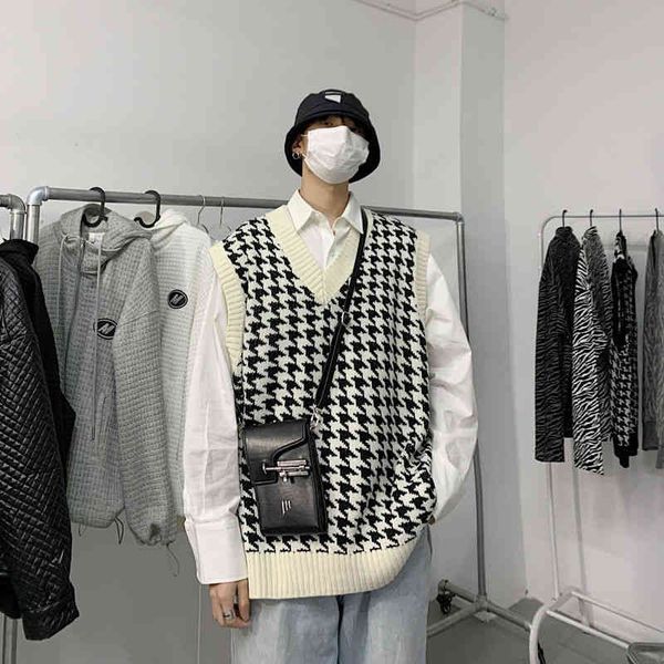 spring plaid korean fashion loose casual pullover vt harajuku streetwear knitted svels sweater men, White;black
spring plaid korean fashion loose casual pullover vt harajuku streetwear knitted svels sweater men, White;black