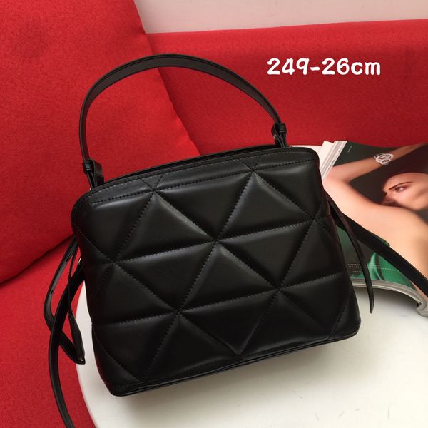 pra 2022 triangle logo women handbags handle shopping brand nylon shoulder bolsos luxury handbag 1ba249, Blue;pink
pra 2022 triangle logo women handbags handle shopping brand nylon shoulder bolsos luxury handbag 1ba249, Blue;pink