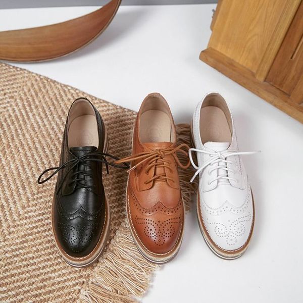 boots mljuese 2021 women ankle cow leather winter short plush brown color brogue style round toe platform female, Black
boots mljuese 2021 women ankle cow leather winter short plush brown color brogue style round toe platform female, Black