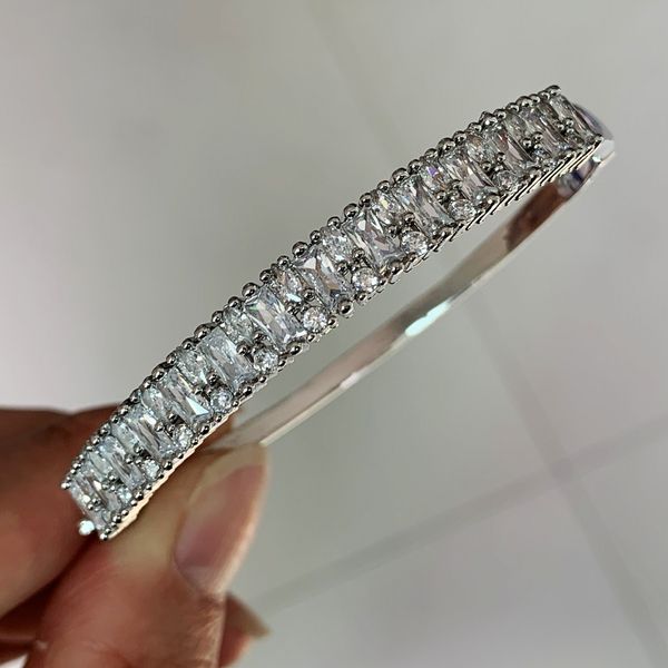 2019 selling luxury jewelry 925 sterling silver cirle bangle princess cut white z cz diamond parrty wrist women bracelet gift box, Black
2019 selling luxury jewelry 925 sterling silver cirle bangle princess cut white z cz diamond parrty wrist women bracelet gift box, Black