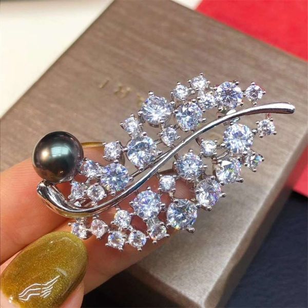 diy accessories new bright zircon leaf suit pearl women's scarf button shawl brooch, Gray
diy accessories new bright zircon leaf suit pearl women's scarf button shawl brooch, Gray