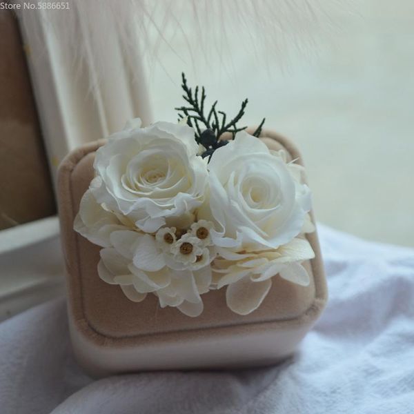 1pcs flower wedding box jewelry ring exchange creative stud proposal romance cute packaging decorate gift wrap
1pcs flower wedding box jewelry ring exchange creative stud proposal romance cute packaging decorate gift wrap
