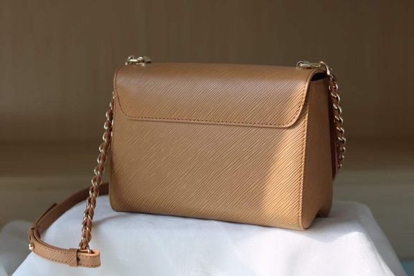 functional amazing 2021 new spring style twist mm evening bags epi genuine leather shoulder bag luxury designer brand ha
functional amazing 2021 new spring style twist mm evening bags epi genuine leather shoulder bag luxury designer brand ha