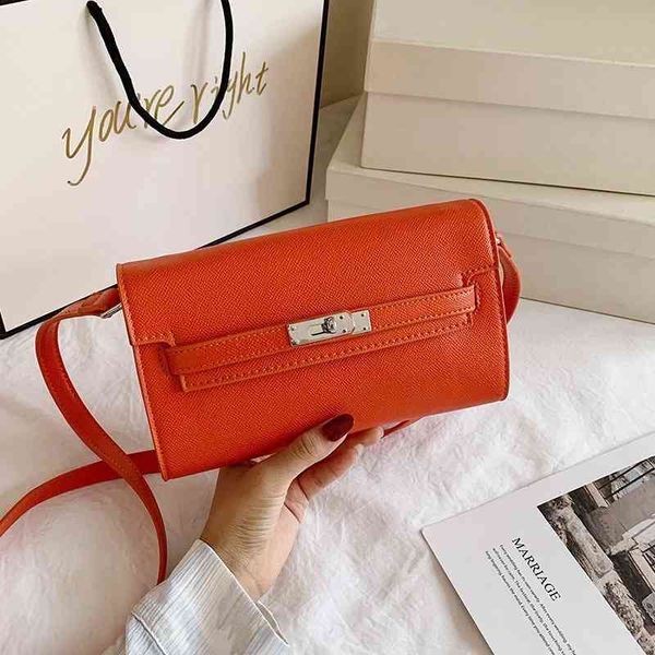 handbag spring and summer bright color girl satchel hand bag 2021 korean pure one shoulder fashion, Black;red
handbag spring and summer bright color girl satchel hand bag 2021 korean pure one shoulder fashion, Black;red