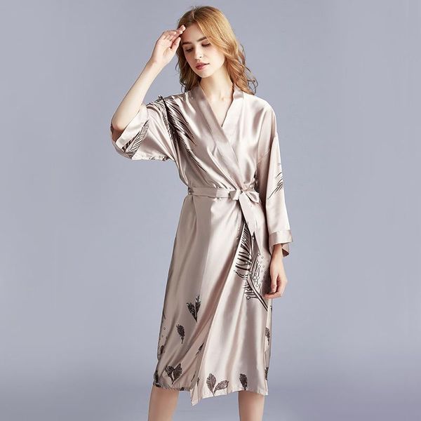 women's sleepwear silk wedding pajamas ladies ice long bridesmaid dress red bridal dressing gown home night, Black;red
women's sleepwear silk wedding pajamas ladies ice long bridesmaid dress red bridal dressing gown home night, Black;red