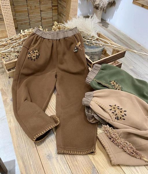 autumn and winter products nine-point trousers women japanese elastic waist loose embroidered flowers thickened pant women's pants & ca, Black;white
autumn and winter products nine-point trousers women japanese elastic waist loose embroidered flowers thickened pant women's pants & ca, Black;white