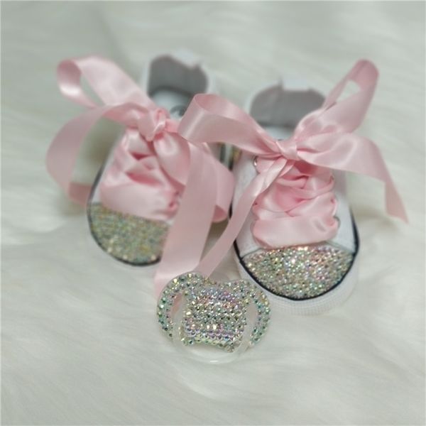 new baby pink baby shoes girl toddler boy soft cotton slip casual canvas shoes girl party 210326
new baby pink baby shoes girl toddler boy soft cotton slip casual canvas shoes girl party 210326