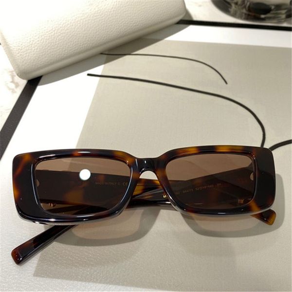 4382 new sunglasses for women fashion full frame uv400 uv protection lens men steampunk summer square style come with package, White;black
4382 new sunglasses for women fashion full frame uv400 uv protection lens men steampunk summer square style come with package, White;black