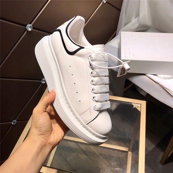 mqueen oversized raised-sole leather trainer shoes sneakers with box 46b, Black
mqueen oversized raised-sole leather trainer shoes sneakers with box 46b, Black
