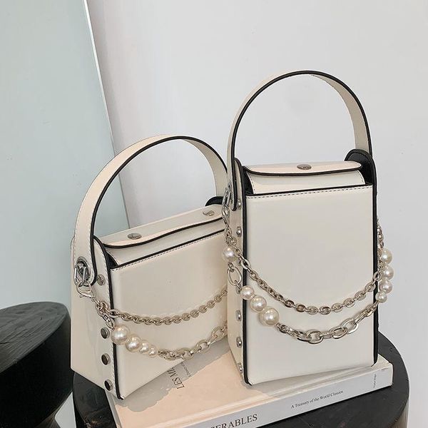 evening bags ladies handbag 2021 trendy high-end fashion messenger bag wild super fire shoulder woman mobile phone
evening bags ladies handbag 2021 trendy high-end fashion messenger bag wild super fire shoulder woman mobile phone