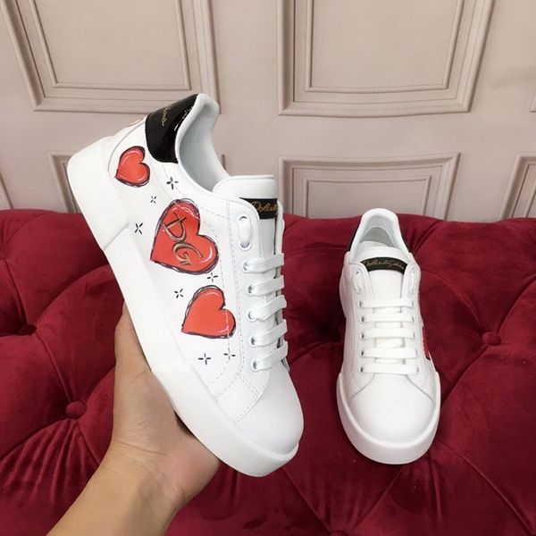 2021 leather sports shoes with wave mouth print strawberry men's luxury casual shoe fashion vintage womens cartoon sneaker size35-45, Black;red
2021 leather sports shoes with wave mouth print strawberry men's luxury casual shoe fashion vintage womens cartoon sneaker size35-45, Black;red
