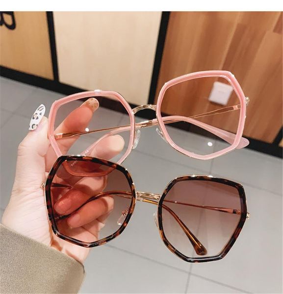 sunglasses polygonal women female big frame trendy glasses 2021 designer eyeglasses uv400 sun shades eyewear, White;black
sunglasses polygonal women female big frame trendy glasses 2021 designer eyeglasses uv400 sun shades eyewear, White;black