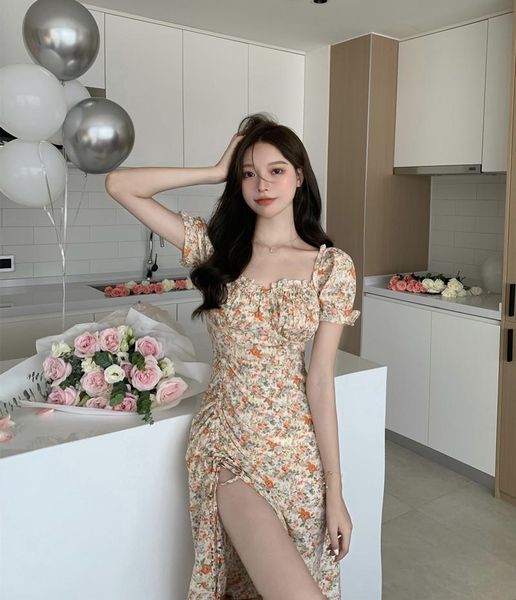 plus size dresses french puffed sleeves floral dress summer short slit medium skirt for women, Black
plus size dresses french puffed sleeves floral dress summer short slit medium skirt for women, Black