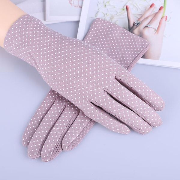 five fingers gloves female summer uv sunscreen cotton short sun women fashion flowers knitted lace driving touch screen thin glove, Blue;gray
five fingers gloves female summer uv sunscreen cotton short sun women fashion flowers knitted lace driving touch screen thin glove, Blue;gray