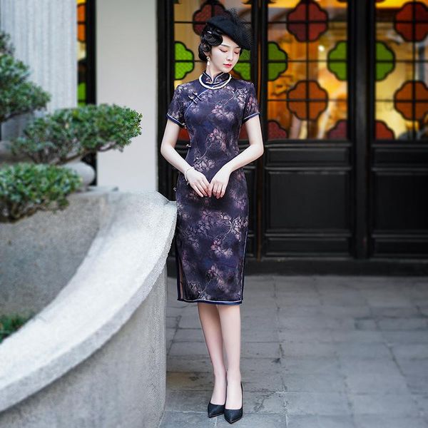 women traditional chinese style vintage mandarin collar floral print qipao elegant slim high split cheongsam oversize -4xl ethnic clothing, Red
women traditional chinese style vintage mandarin collar floral print qipao elegant slim high split cheongsam oversize -4xl ethnic clothing, Red
