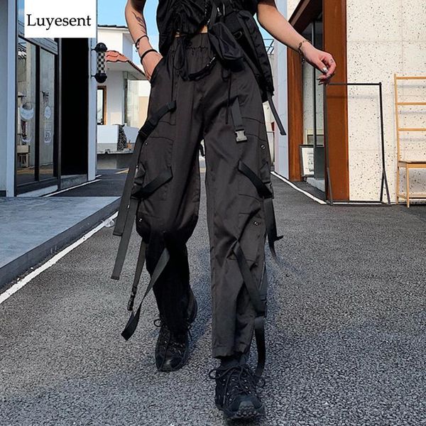women's pants & capris punk black cool women cargo ribbon with plastic buckle 2021 lady pockets rock outdoor pocket ankle-length straig, Black;white
women's pants & capris punk black cool women cargo ribbon with plastic buckle 2021 lady pockets rock outdoor pocket ankle-length straig, Black;white