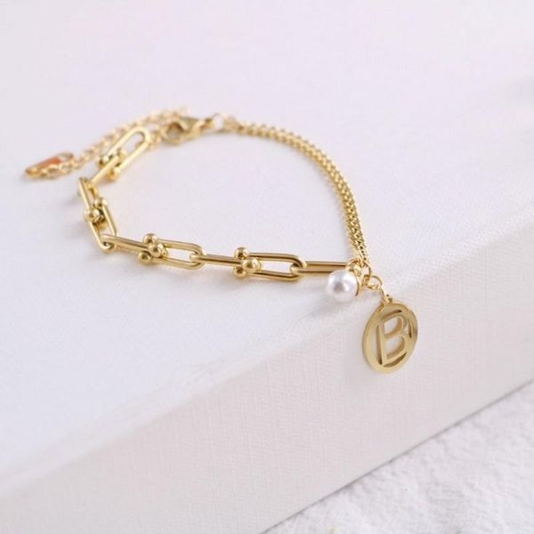 link, chain letter b pendant bracelets jewerly, Black
link, chain letter b pendant bracelets jewerly, Black