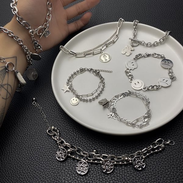 20pcs/lot vintage antique silver color titanium steel love bracelets for women men mix style fashion jewelry wholesale bulk lots, Golden;silver
20pcs/lot vintage antique silver color titanium steel love bracelets for women men mix style fashion jewelry wholesale bulk lots, Golden;silver
