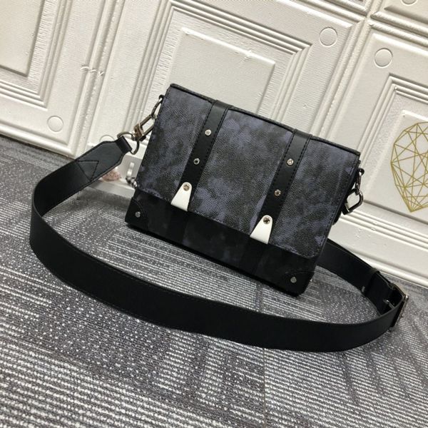 trunk designer messenger bag men travel bussiness leather shoulder bags with gift box
trunk designer messenger bag men travel bussiness leather shoulder bags with gift box