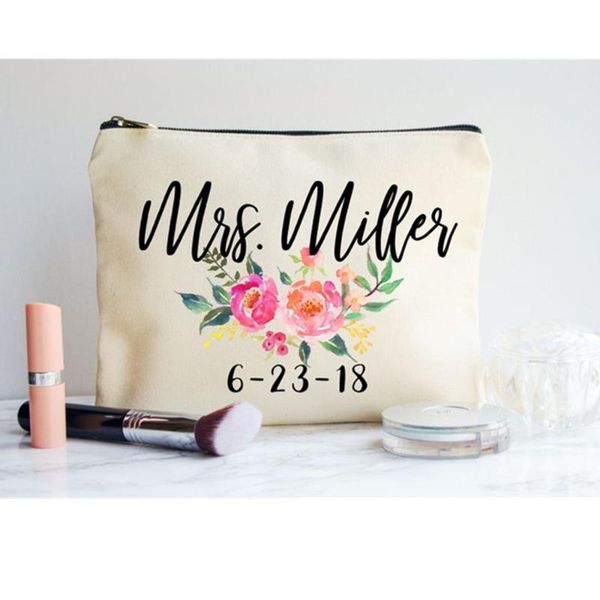 cosmetic bags & cases customized floral bachelorette bridal shower make up bag cotton wedding bride to be bridesmaid proposal gift makeup
cosmetic bags & cases customized floral bachelorette bridal shower make up bag cotton wedding bride to be bridesmaid proposal gift makeup