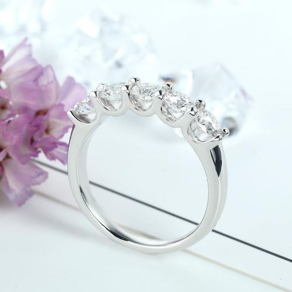 cluster rings veryins sterling silver moissanite wedding band 1.25 ctw half eternity for women, Golden;silver
cluster rings veryins sterling silver moissanite wedding band 1.25 ctw half eternity for women, Golden;silver