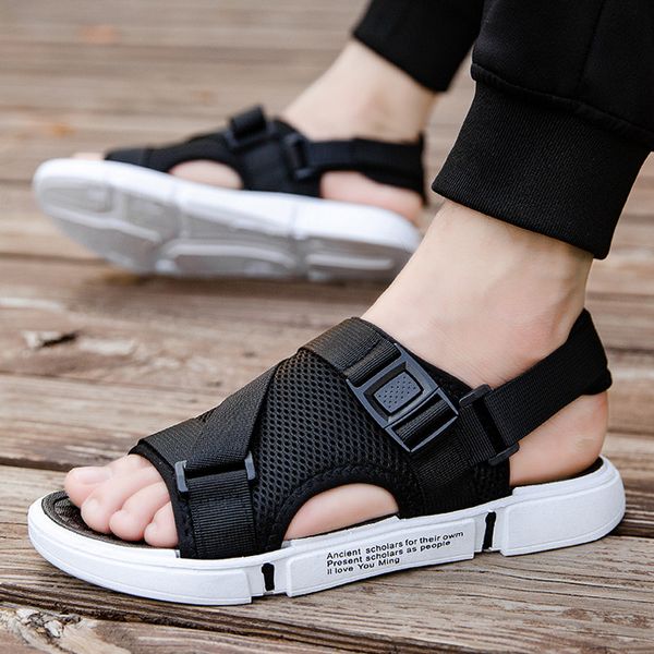 2021 no box men's summer fashion luxury designer beach sandals pu material breathable non-slip sandale black white lettering slipper
2021 no box men's summer fashion luxury designer beach sandals pu material breathable non-slip sandale black white lettering slipper