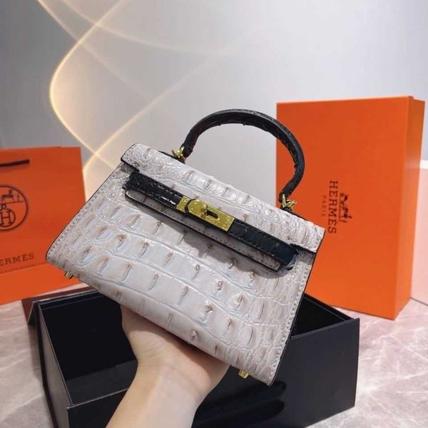 wholesale shoulder bag same one messenger 2021 h buckle leather women's small square bag ba doi luxuryss designerss yw
wholesale shoulder bag same one messenger 2021 h buckle leather women's small square bag ba doi luxuryss designerss yw