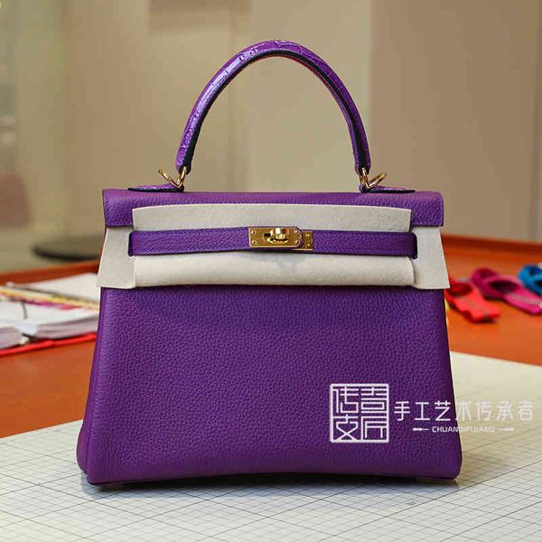 designer handbags 2021 pure handmade kellys bag togo leather spell crocodile handle anemone purple kl25cm gold buckle single herme shoulder
designer handbags 2021 pure handmade kellys bag togo leather spell crocodile handle anemone purple kl25cm gold buckle single herme shoulder