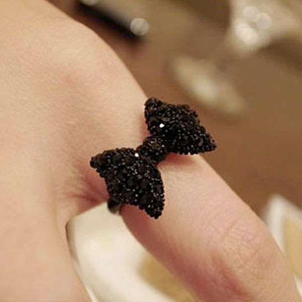 cluster rings creative retro black bow adjustable ring elegant women's wedding party jewelry gift fashio charming lady accessories, Golden;silver
cluster rings creative retro black bow adjustable ring elegant women's wedding party jewelry gift fashio charming lady accessories, Golden;silver