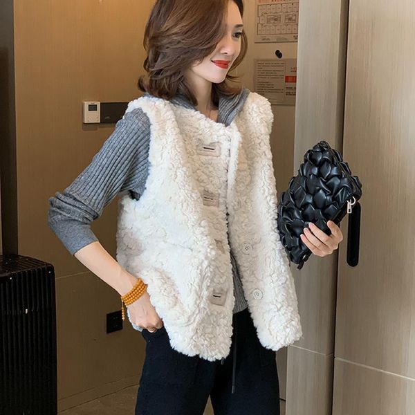 women's vests 2021 faux sheep shearing jackets female autumn winter warm short jacket fashion korean clothing veste femme gmm571, Black;white
women's vests 2021 faux sheep shearing jackets female autumn winter warm short jacket fashion korean clothing veste femme gmm571, Black;white