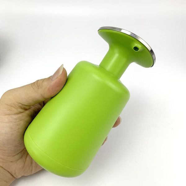 liquid soap dispenser manual push-type bottle shower gel bottles shampoo wash hair conditioner lotions press 
liquid soap dispenser manual push-type bottle shower gel bottles shampoo wash hair conditioner lotions press