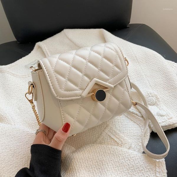 evening bags women's bag 2021 fashion trend square chain small single shoulder messenger hand women1
evening bags women's bag 2021 fashion trend square chain small single shoulder messenger hand women1