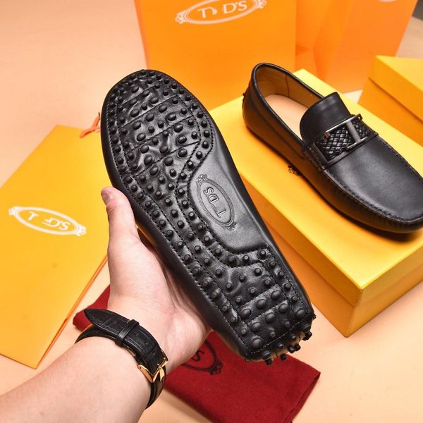 mm 2021 mens big size luxury designer leather casual shoes spring/autumn summer fashion loafers sneaker spring/autumns 11, Black
mm 2021 mens big size luxury designer leather casual shoes spring/autumn summer fashion loafers sneaker spring/autumns 11, Black