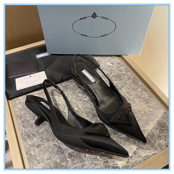 2021 new arrival women sandals fashion trend sandals sizes 35-40 with full packing high quality, Black
2021 new arrival women sandals fashion trend sandals sizes 35-40 with full packing high quality, Black