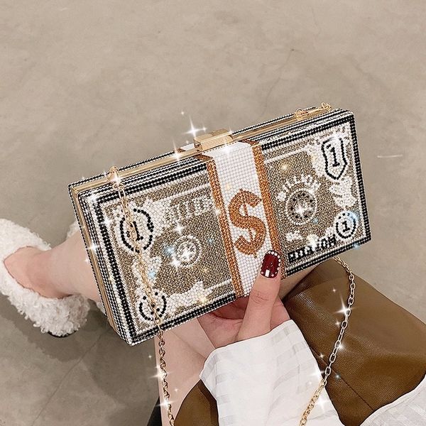 handbag diamond box type small bag women's 2021 winter fashion messenger korean version one shoulder square with chain
handbag diamond box type small bag women's 2021 winter fashion messenger korean version one shoulder square with chain