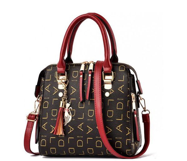shoulder bags 2021 spring and summer tide cute ladies handbags charming fashion simple wild letter single messenger bag large capacity femal
shoulder bags 2021 spring and summer tide cute ladies handbags charming fashion simple wild letter single messenger bag large capacity femal