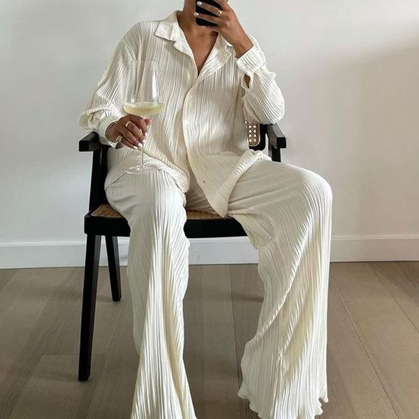 women's two piece pants agong casual loose turn down collar suits women fashion buttons solid suit elegant wide leg female ladies, White
women's two piece pants agong casual loose turn down collar suits women fashion buttons solid suit elegant wide leg female ladies, White